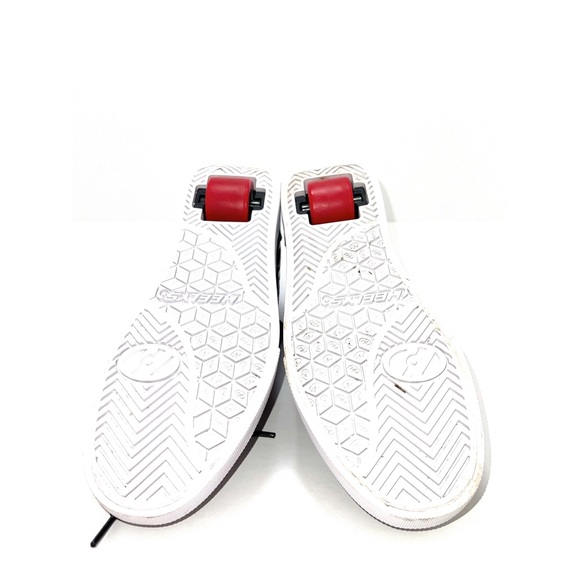 Heelys Pro 20 Skating Sneakers Kids Size 3 Youth with Cool Flame Detail - Picture 6 of 15